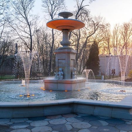 Europa22 "Apartament Delux" Z Wanna - Centrum Miasta Z Widokiem Na Staw Tomaszów Mazowiecki エクステリア 写真