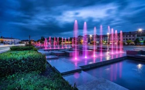 Europa22 "Apartament Delux" Z Wanna - Centrum Miasta Z Widokiem Na Staw Tomaszów Mazowiecki エクステリア 写真